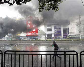 الأمم المتحدة تعرض وساطة بتايلند  