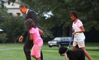 حتى ثمن كلب العائلة ضمن إقرارات أوباما بثروته