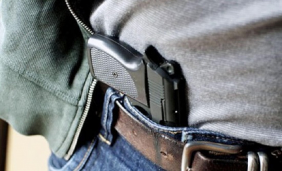 شابين يتعرضان  للاختطاف والسلب والضرب المبرح تحت تهديد السلاح في اربد