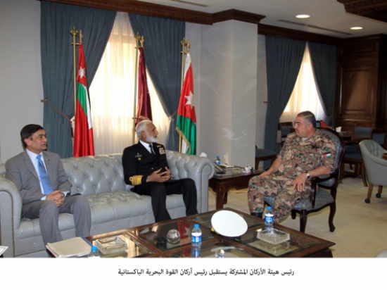 رئيس هيئة الأركان المشتركة يستقبل رئيس أركان القوة البحرية الباكستانية