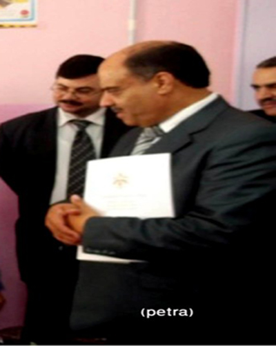 العواد: برامج جائزة الحسن للشباب تلتقي مع فلسفة الدولة الأردنية في بناء الفرد المنتمي العواد: برامج جائزة الحسن للشباب تلتقي مع فلسفة الدولة الأردنية في بناء الفرد المنتمي