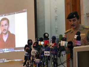 القاعدة تهدد منتخبي هولندا والدنمارك بسبب الإساءة للنبي