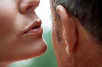 تأثير صوت المرأة على الرجل 