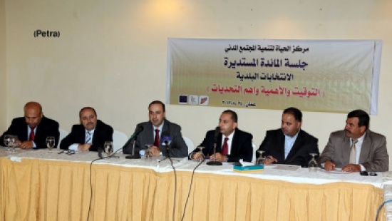 المومني: نعمل على ترسيخ الشفافية والنزاهة لتصبح من المسلمات الوطنية