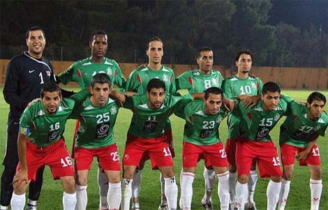 من يقابل الوحدات في نهائي كأس الاردن الجزيرة ام العربي ؟؟