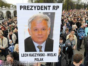 شر البلية.. والدة رئيس بولندا لم تعلم برحيله إلى الآن