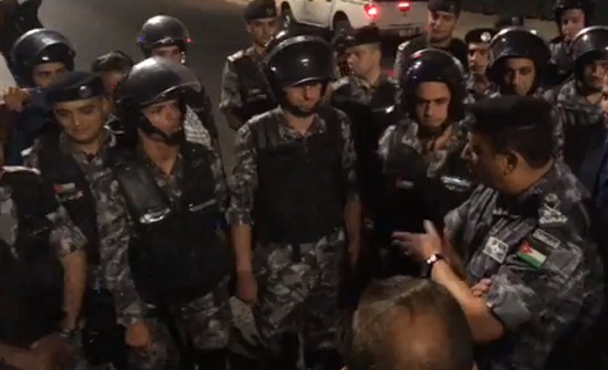 بالصور : قائد الدرك على الدوار الرابع بالصور : قائد الدرك على الدوار الرابع