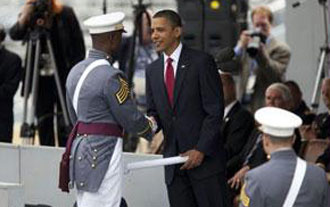 أوباما: أمامنا أيام عصيبة في أفغانستان 