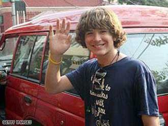 فتى أمريكي في الـ13 يصبح أصغر متسلق لأيفرست