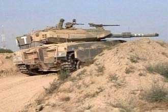 اسرائيل تجري مناورة عسكرية ضخمة خشية هجمات صاروخية 