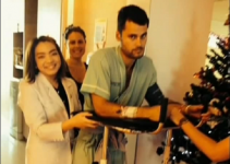 بالفيديو: سقط من الطابق الـ 6 وهو يسير في نومه