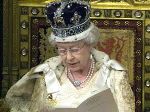 ملكة بريطانيا: سنحد من تدفق الأجانب وندعم حل الدولتين