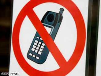 رقم محمول "مشؤوم" توفي 3 من مستخدميه بالتوالي