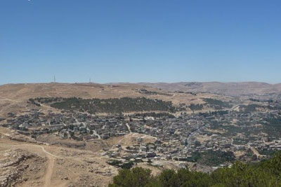 مواطنو الطفيلة يطالبون ببناء مدارس جديدة