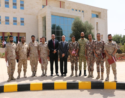 زيارة المشاركين في دورة الإعلام التقدمي للضباط لجامعة الشرق الأوسط زيارة المشاركين في دورة الإعلام التقدمي للضباط لجامعة الشرق الأوسط