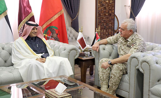 الحنيطي يبحث مع السفير القطري والملحق الدفاعي الصيني تعزيز التعاون المشترك الحنيطي يبحث مع السفير القطري والملحق الدفاعي الصيني تعزيز التعاون المشترك