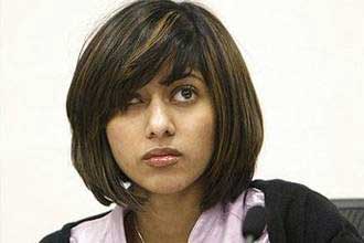 السرطان ينال من مراهقة "احتضنتها" أميركا لارتدادها عن الإسلام 