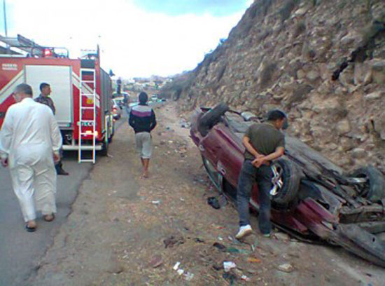 اصابات في حادث تدهور بشارع الستين في إربد ( صور ) اصابات في حادث تدهور بشارع الستين في إربد ( صور )