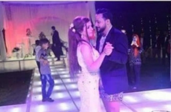 صور: عريس مصري أراد أن يتميز يوم زفافه ..شاهد ماذا فعل؟! صور: عريس مصري أراد أن يتميز يوم زفافه ..شاهد ماذا فعل؟!