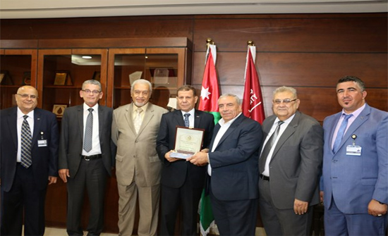 وفد من مجلس عشائر الدوايمة يزور " الشرق الأوسط " وفد من مجلس عشائر الدوايمة يزور " الشرق الأوسط "