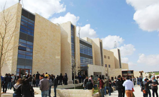 الجامعة الاميركية في مأدبا تحتفل بيوم اللغة العربية الجامعة الاميركية في مأدبا تحتفل بيوم اللغة العربية