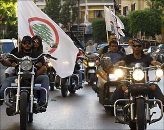 قبيل المرحلة الرابعة من الانتخابات مقتل لبنانيين مواليين لسوريا 