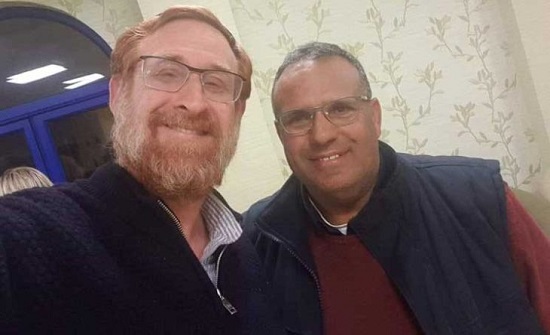 “سيلفي غليك” يفضح زيارة قائد اقتحامات الأقصى لمؤسسة في بيت لحم.. والرفض الفلسطيني يتصاعد “سيلفي غليك” يفضح زيارة قائد اقتحامات الأقصى لمؤسسة في بيت لحم.. والرفض الفلسطيني يتصاعد