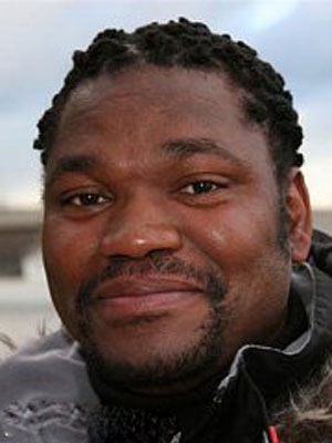 وفاة مطرب حفل افتتاح كأس العالم بجنوب إفريقيا