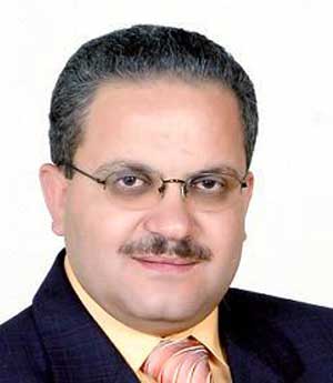 عبيدات يؤكد على تطوير شبكة الحاسوب والموقع الالكتروني للوزارة 