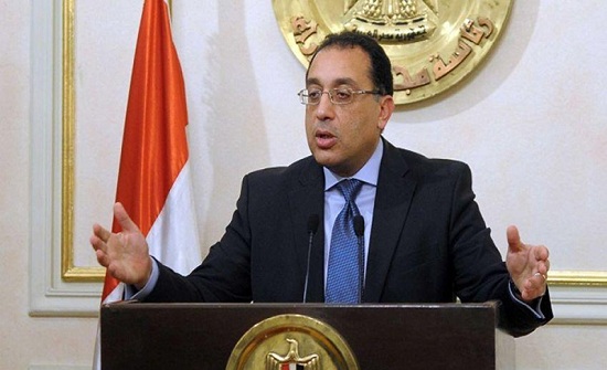 السيسي يكلف المهندس مصطفى مدبولي بتشكيل الحكومة الجديدة السيسي يكلف المهندس مصطفى مدبولي بتشكيل الحكومة الجديدة