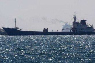 إسرائيل "تعزل" المئات من نشطاء "قافلة الحرية" في سجن أسدود 