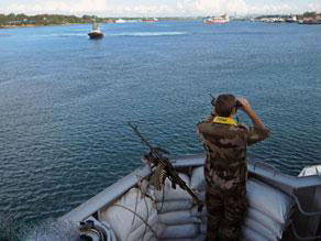 اختطاف سفينة إماراتية تقل 24 بحاراً بينهم مصريون