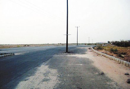 تاه فقطع أعمدة الكهرباء لاستدعاء فريق الاغاثة