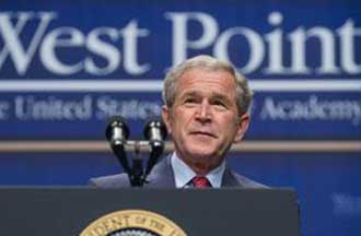 جورج بوش يطل على "محبيه" من بوابة فيسبوك