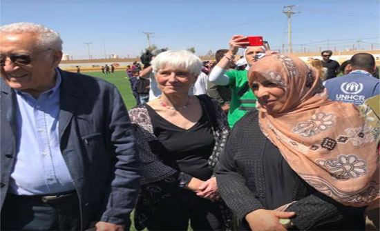 بالصور: توكل كرمان تزور مخيم الزعتري بالصور: توكل كرمان تزور مخيم الزعتري