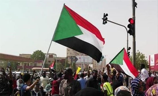 السودان.. حل "حكومات الأحياء" وحجز أصولها وحساباتها السودان.. حل "حكومات الأحياء" وحجز أصولها وحساباتها