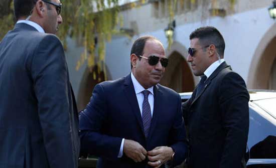 السيسي يتحدث لأول مرة عن الأحداث في أفغانستان ويستعيد ذكريات 50 سنة مضت السيسي يتحدث لأول مرة عن الأحداث في أفغانستان ويستعيد ذكريات 50 سنة مضت