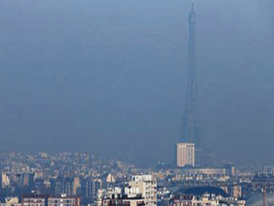 السلطات الصحية الفرنسية تطلب من مواطن متقاعد إثبات أنه حى السلطات الصحية الفرنسية تطلب من مواطن متقاعد إثبات أنه حى
