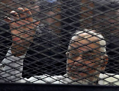 براءة مرشد الإخوان السابق من تهمة “إهانة” القضاء المصري