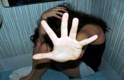 في المغرب خطبها فرفض أهلها فقام باغتصابها