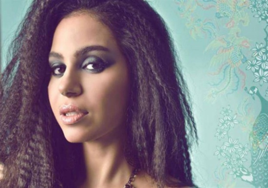 بالصورة - فنانة مصرية جديدة تثير الجدل بالمايوه.. ما القصة؟ بالصورة - فنانة مصرية جديدة تثير الجدل بالمايوه.. ما القصة؟
