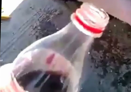 بالفيديو .. البيبسي يزيل الصدأ بكفاءة بالفيديو .. البيبسي يزيل الصدأ بكفاءة