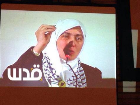 زوجة الشهيد الاردني طارق ايوب تتبرع بخاتم زواجها من اجل " الاقصى "