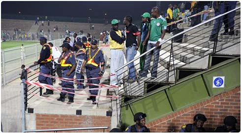 إصابة 16 شخصاً قبل لقاء نيجيريا وكوريا الشمالية  