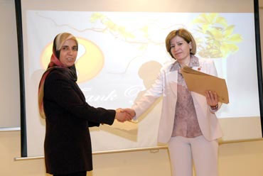 مناقشات أبحاث علمية لطلبة ماجستير تمريض السرطان في الجامعة الهاشمية