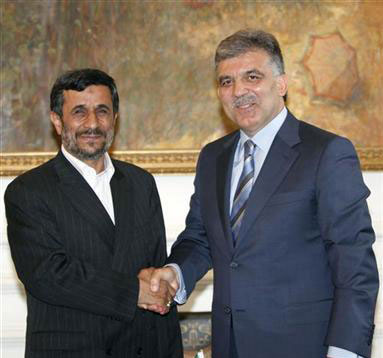 تركيا: أعضاء القمة الاقليمية يدينون اسرائيل بسبب هجوم القافلة