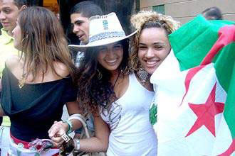 منتخب من"الجنس اللطيف" يشارك في المونديال.. بدون حارس مرمى