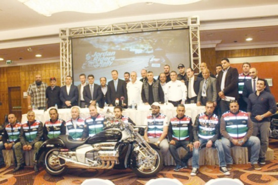 700 دراج يستكشفون مناطق حيوية في الاردن