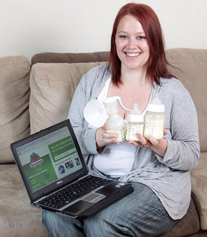 بريطانيَّة تعرض حليب ثدييها للبيع على الإنترنت 