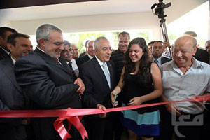 فياض: لن نكون أسرى الخيارات الاسرائيلية بين الحصار أو الانفصال